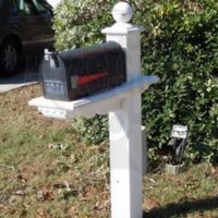 East Crossing: Mailbox and Post