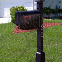 Highwoods Plantation: Mailbox and Post