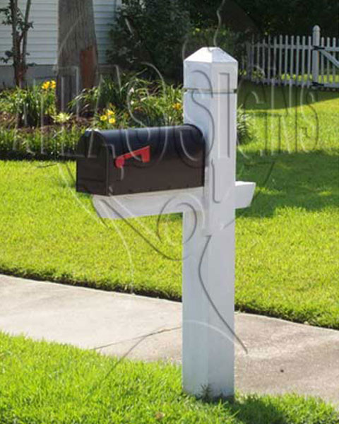 Planters Pointe: Mailbox and Post