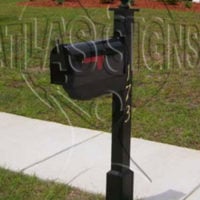 The Retreat: Mailbox and Post