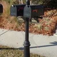 Waverly: 2 Mailboxes and Post