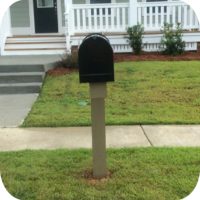 Poplar Grove Gated: Mailbox and Post