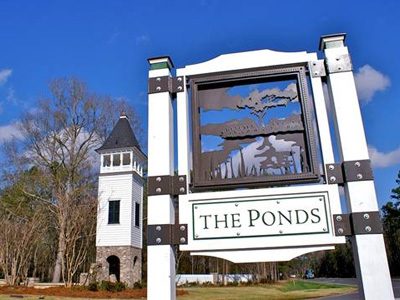 theponds_entrancemonument theponds_entrancemonument