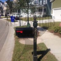 Riverland Park: Mailbox and Post